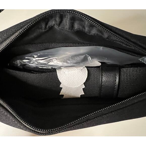 NWT Beis Travel Crossbody in Black - Picture 5 of 9